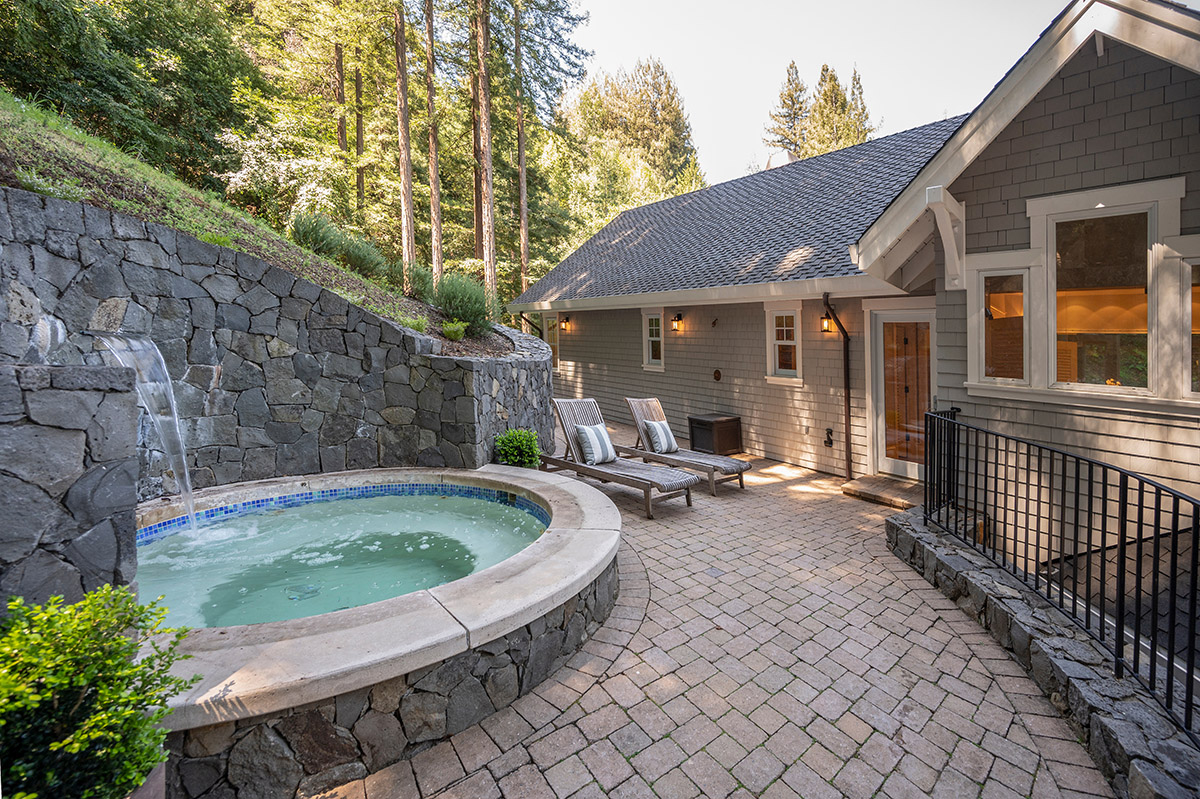 44 Chestnut Avenue, Ross #49