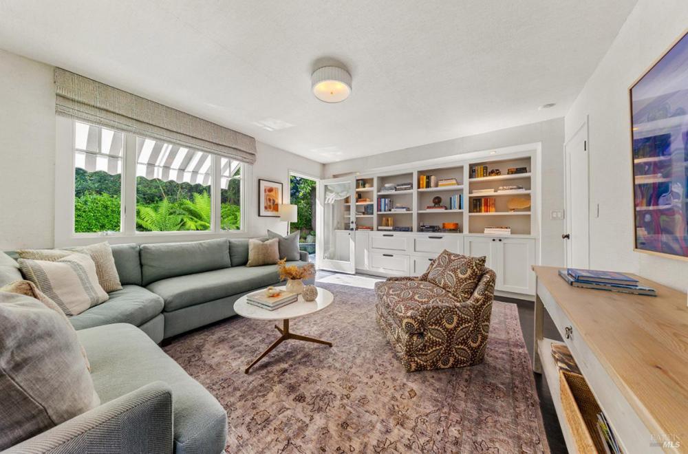 21 Niven Way, Larkspur #82