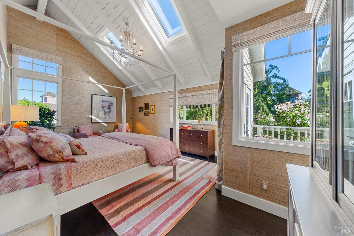 21 Niven Way, Larkspur #82