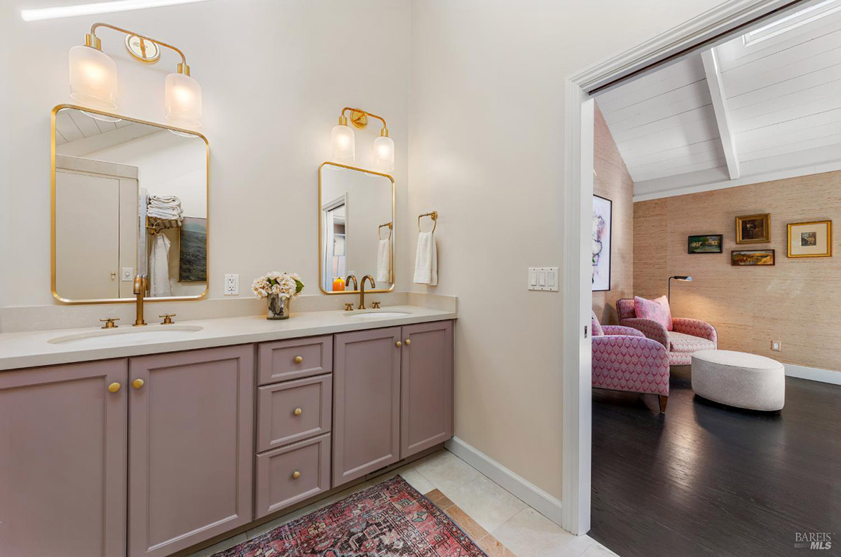 21 Niven Way, Larkspur #82