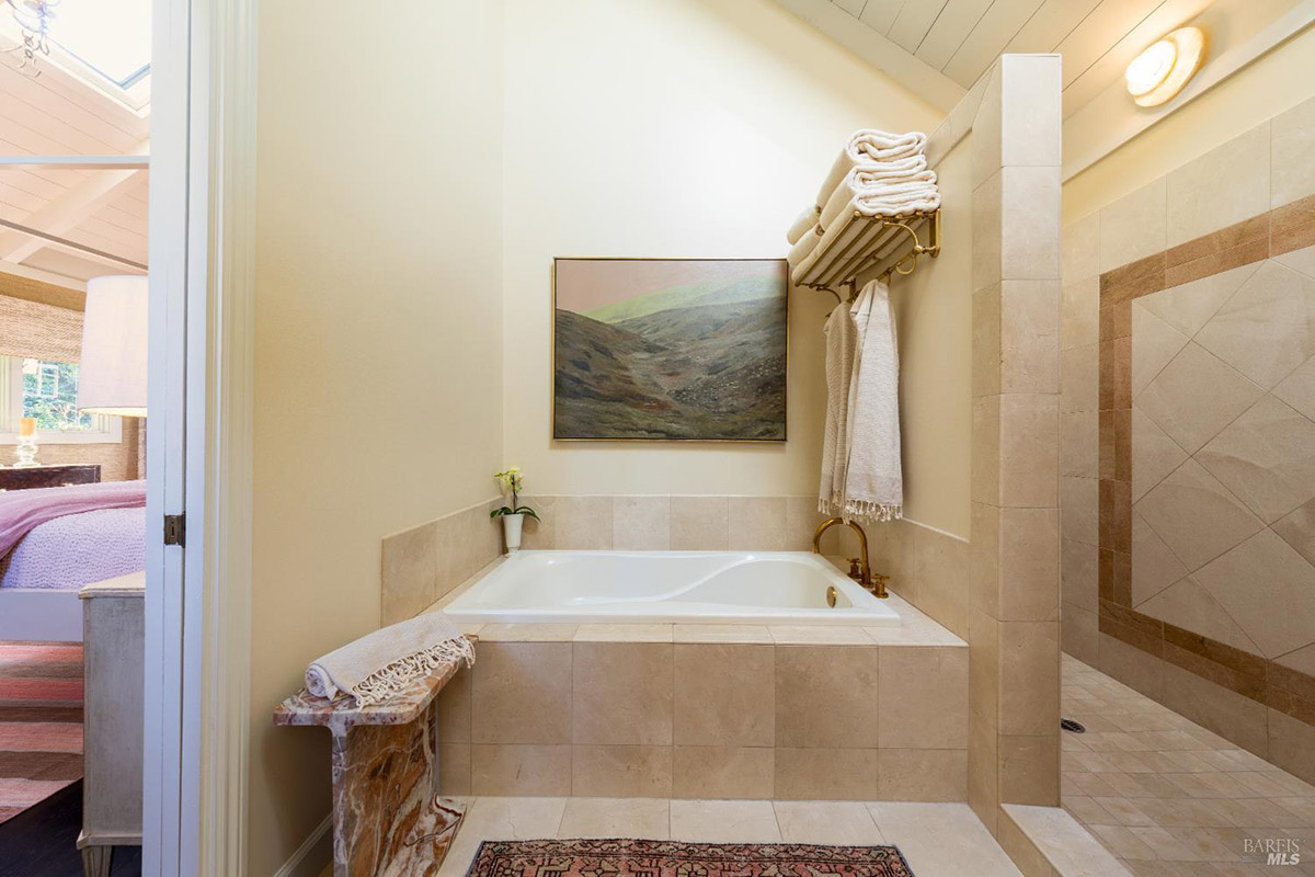 21 Niven Way, Larkspur #82