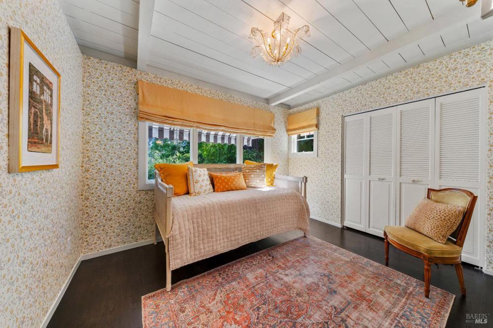 21 Niven Way, Larkspur #82