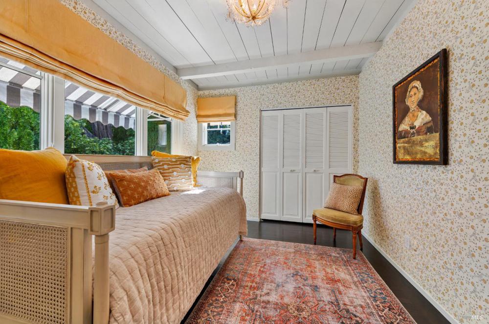 21 Niven Way, Larkspur #82