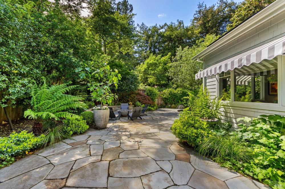 21 Niven Way, Larkspur #82