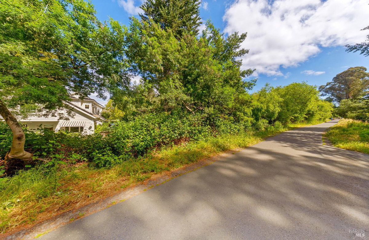21 Niven Way, Larkspur #82