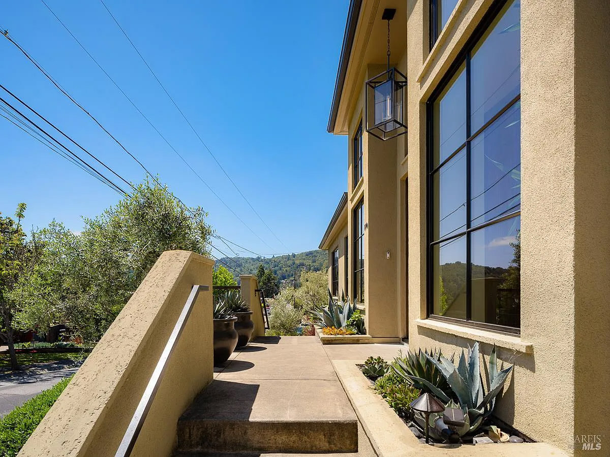 110 Walnut Avenue, Corte Madera #62