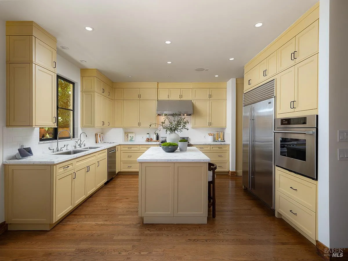 110 Walnut Avenue, Corte Madera #62