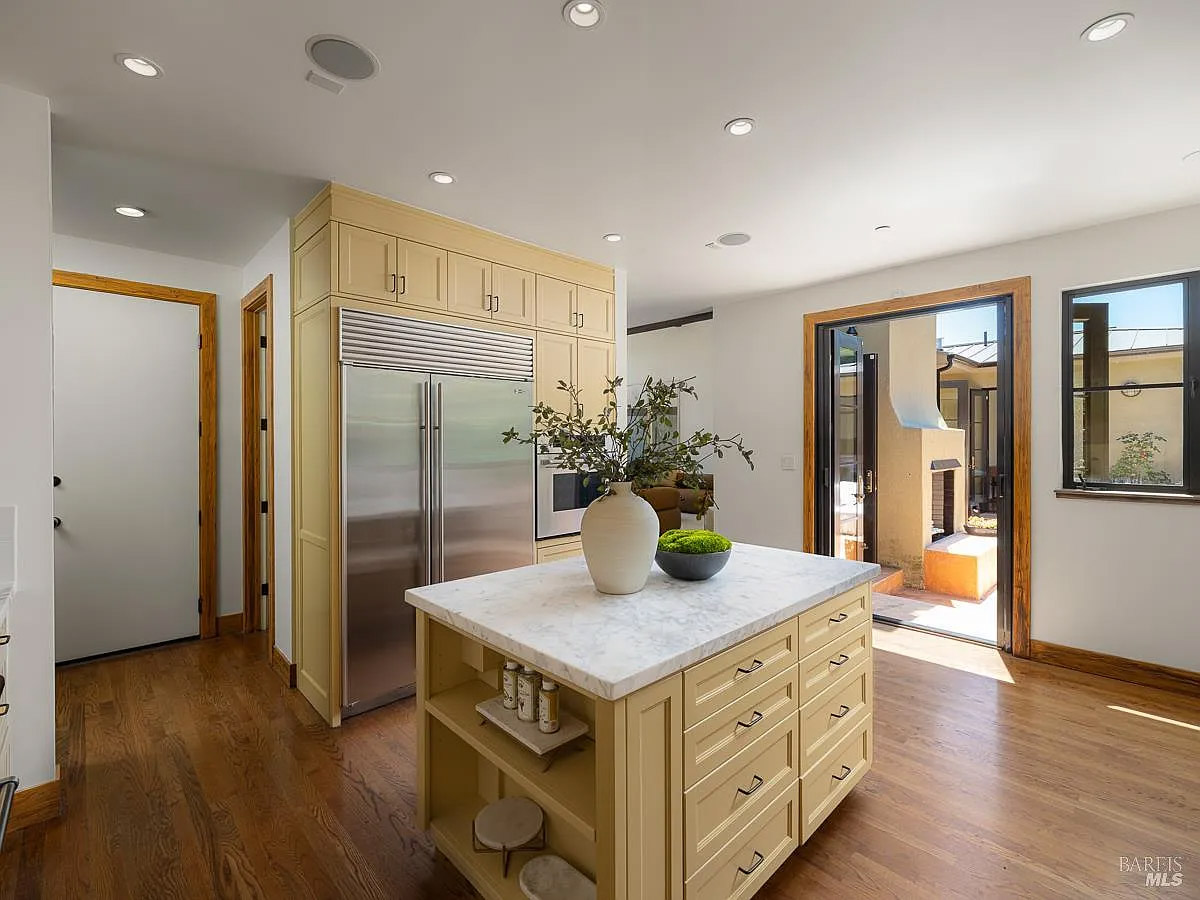 110 Walnut Avenue, Corte Madera #62