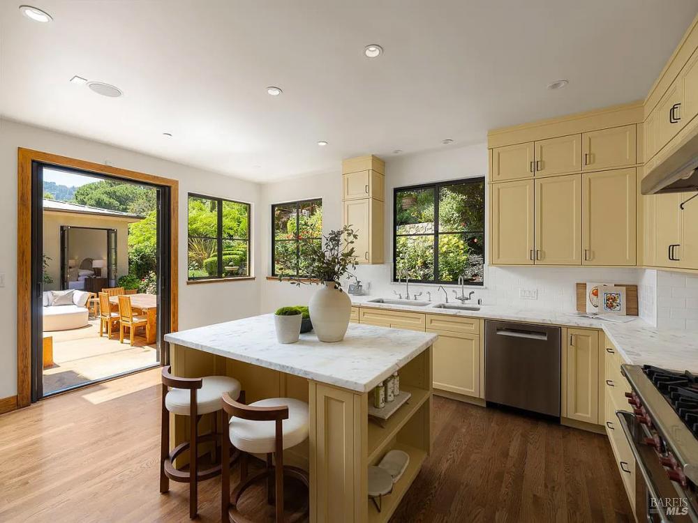 110 Walnut Avenue, Corte Madera #62
