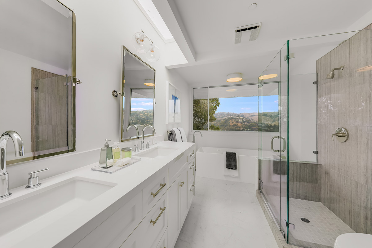 21 Oak Place, Belvedere #43