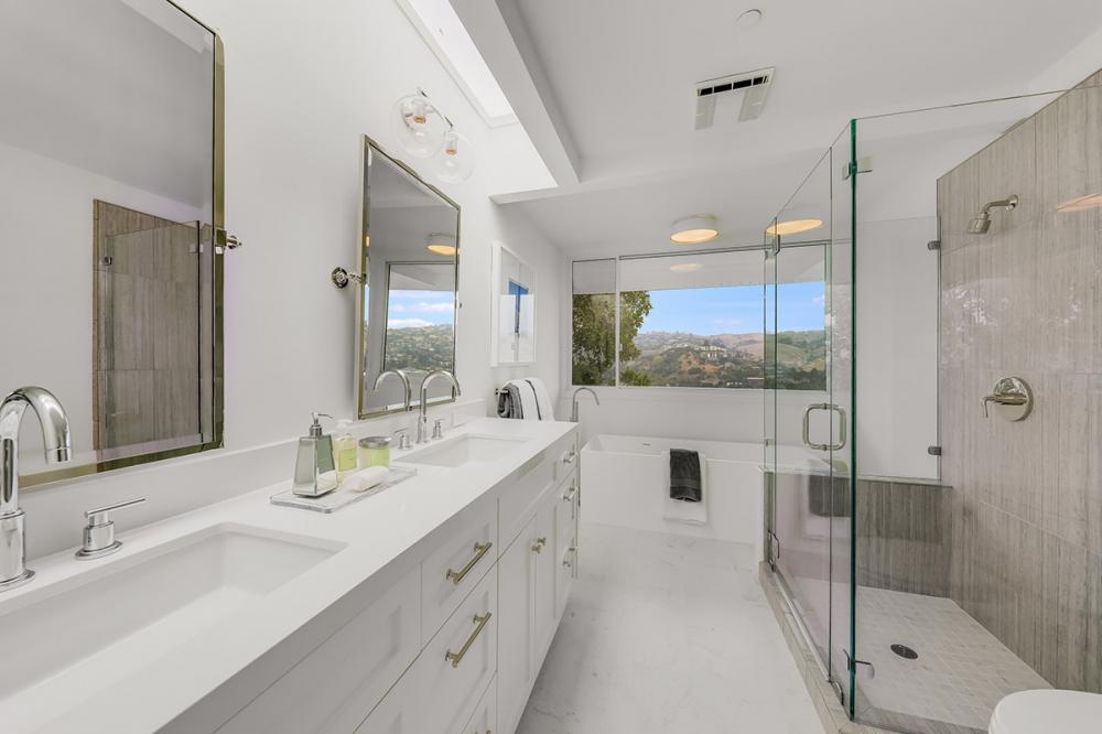 21 Oak Place, Belvedere #43