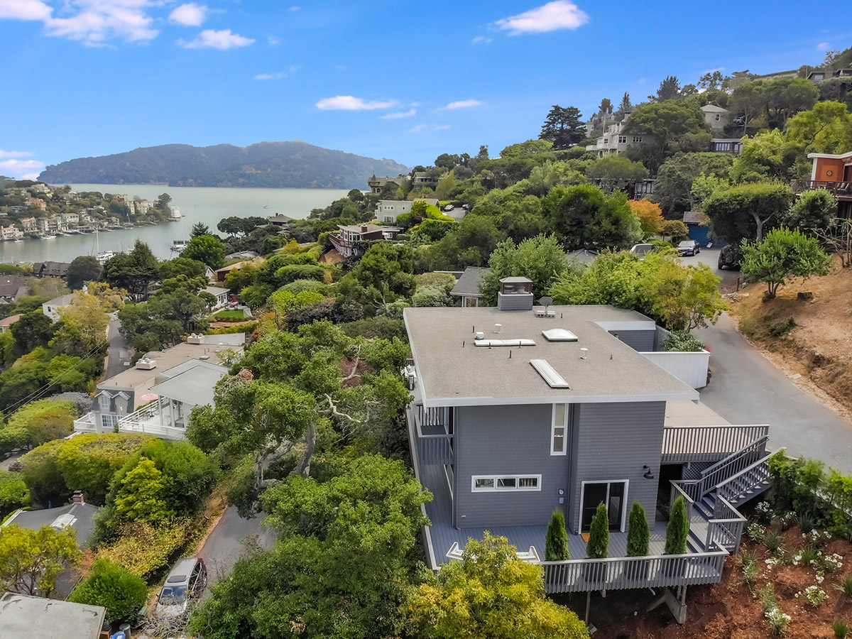 21 Oak Place, Belvedere #43