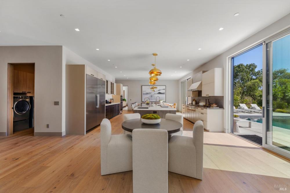 1100 & 1098 Craig Avenue, Sonoma #98