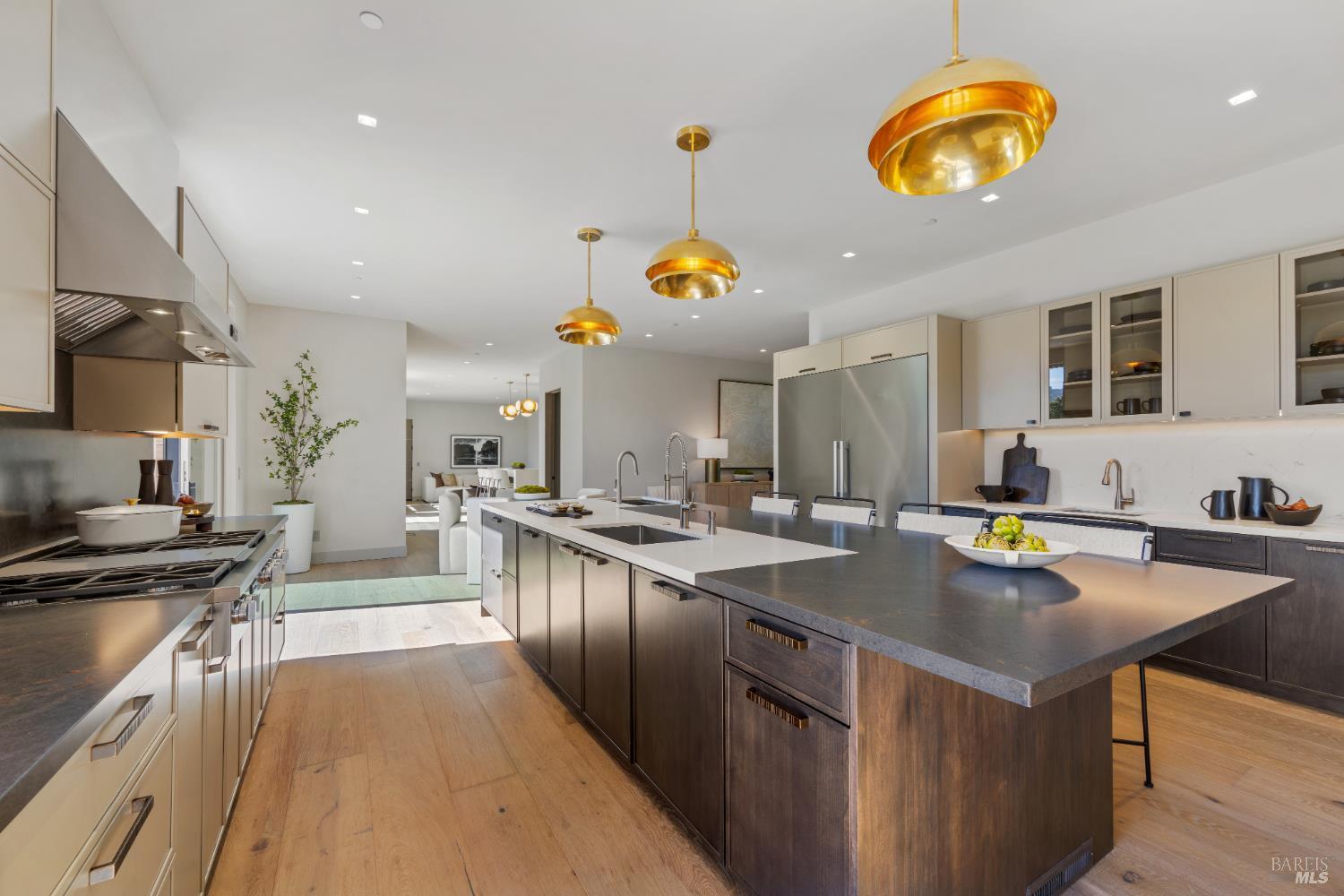 1100 & 1098 Craig Avenue, Sonoma #98