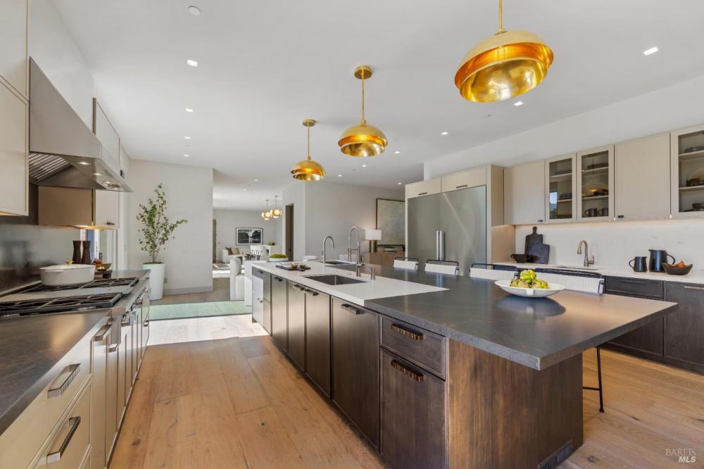 1100 & 1098 Craig Avenue, Sonoma #98