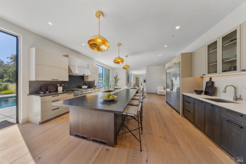 1100 & 1098 Craig Avenue, Sonoma #98