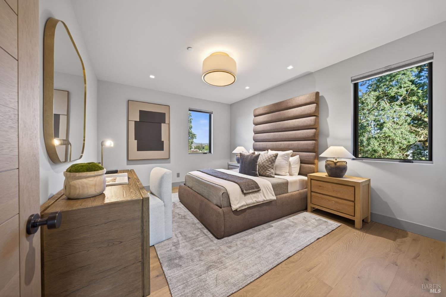 1100 & 1098 Craig Avenue, Sonoma #98