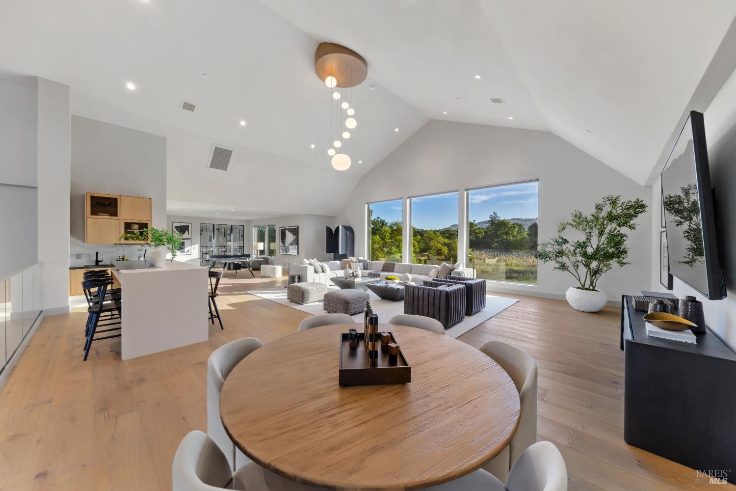 1100 & 1098 Craig Avenue, Sonoma #98