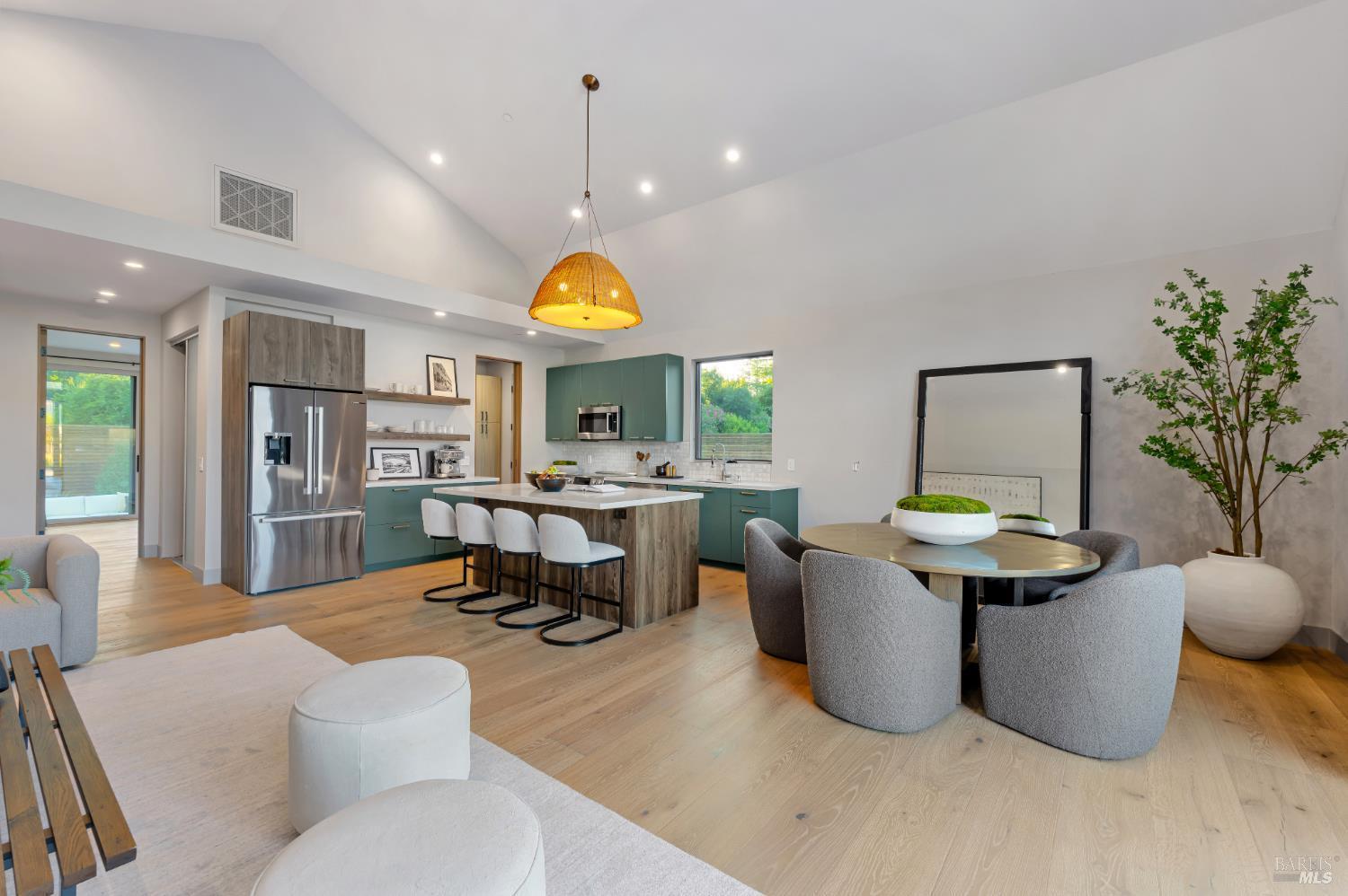 1100 & 1098 Craig Avenue, Sonoma #98