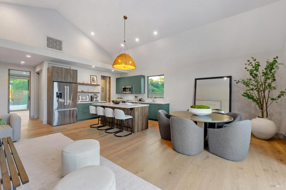 1100 & 1098 Craig Avenue, Sonoma #98