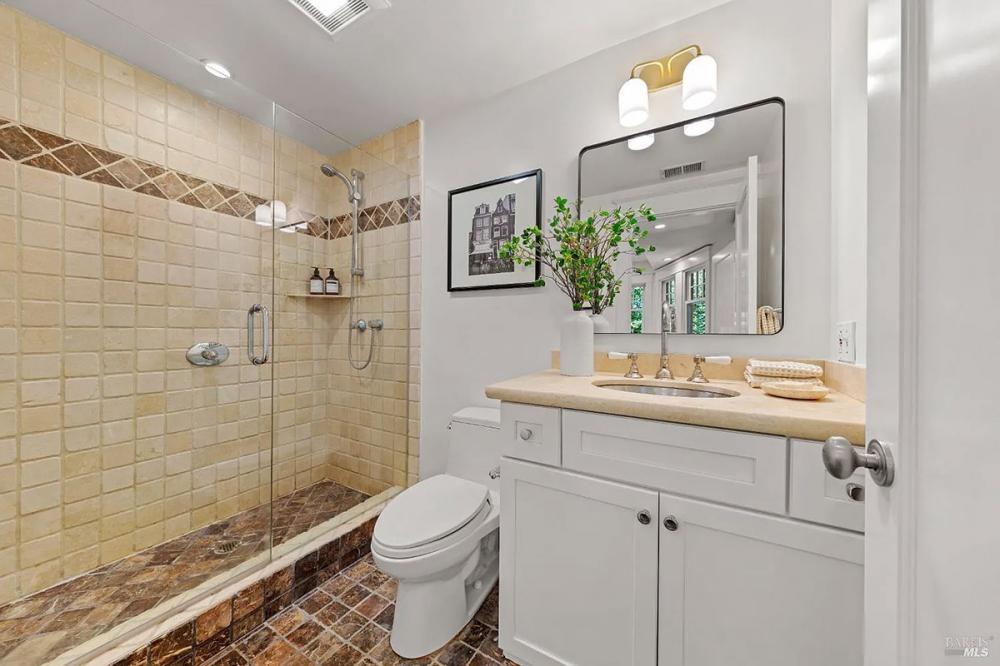 14 Sunny Oaks Drive, San Rafael #76