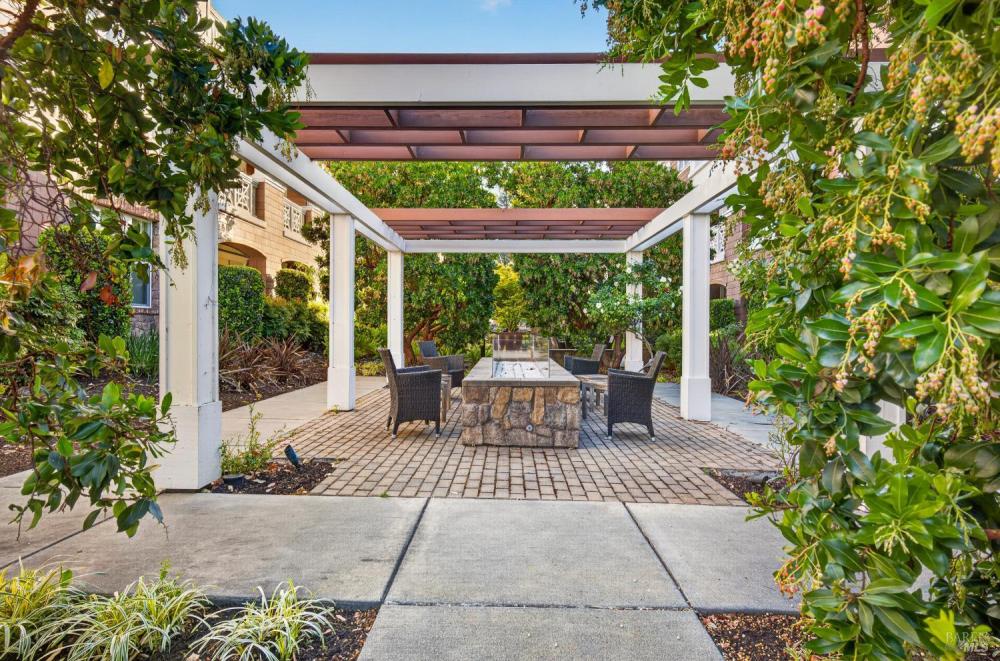 287 Camellia Circle, Larkspur #49