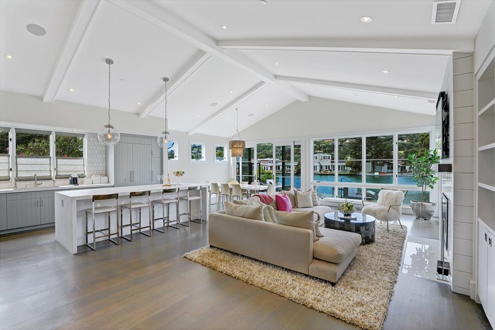 10 Edgewater Road, Belvedere #55