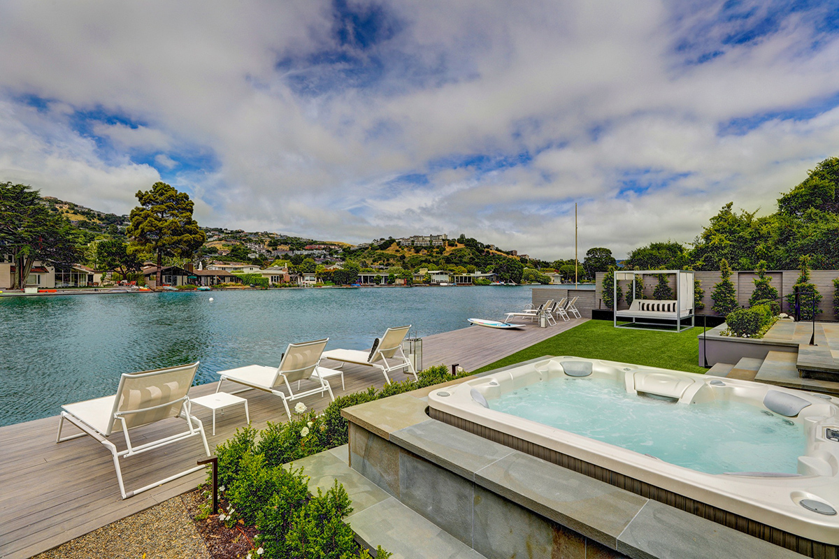 10 Edgewater Road, Belvedere #55