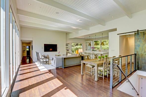 12 Upper Ames Avenue Ross #4